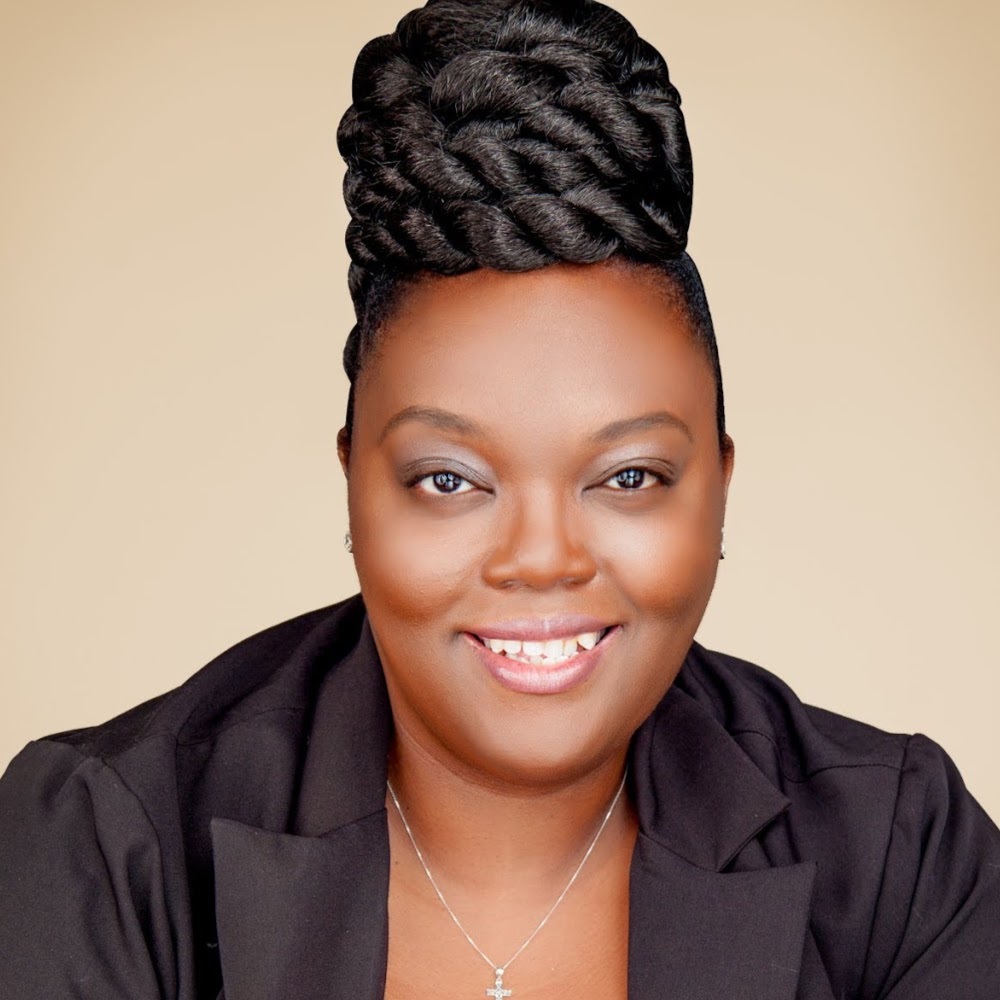 Meet your Posher, A. Nicole